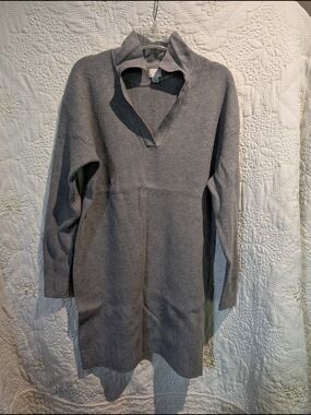 Gray Sweater Tunic Or Dress!